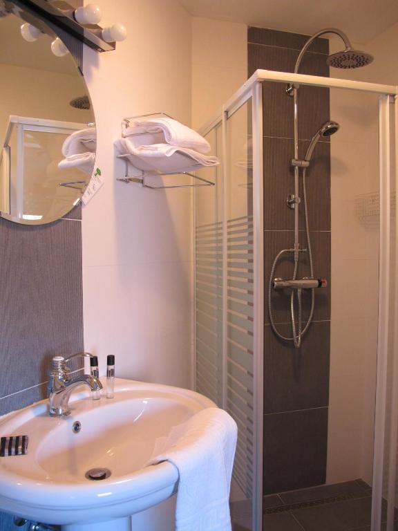 A Fleur De Couette Hotel Auvelais Szoba fotó