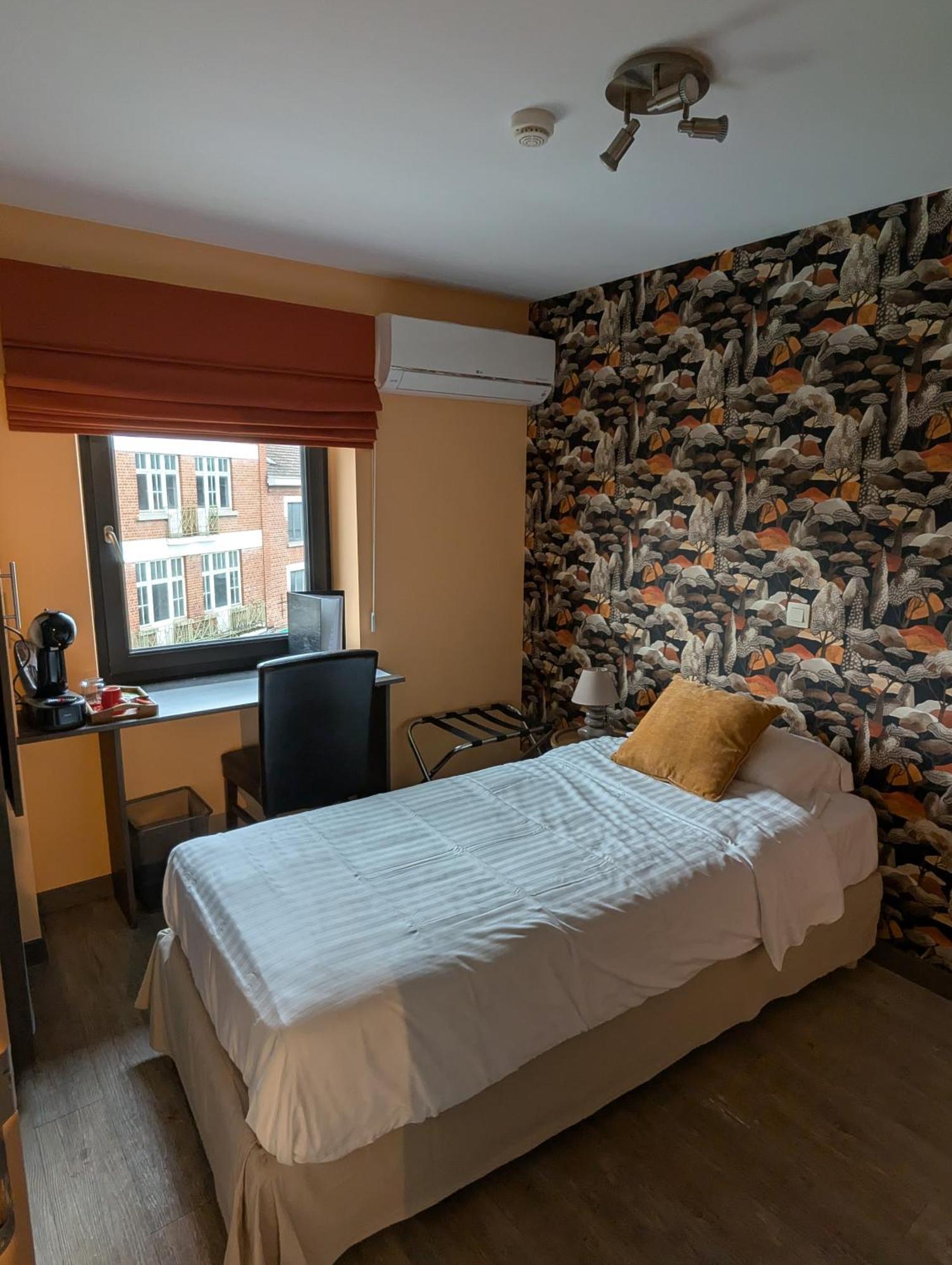 A Fleur De Couette Hotel Auvelais Kültér fotó