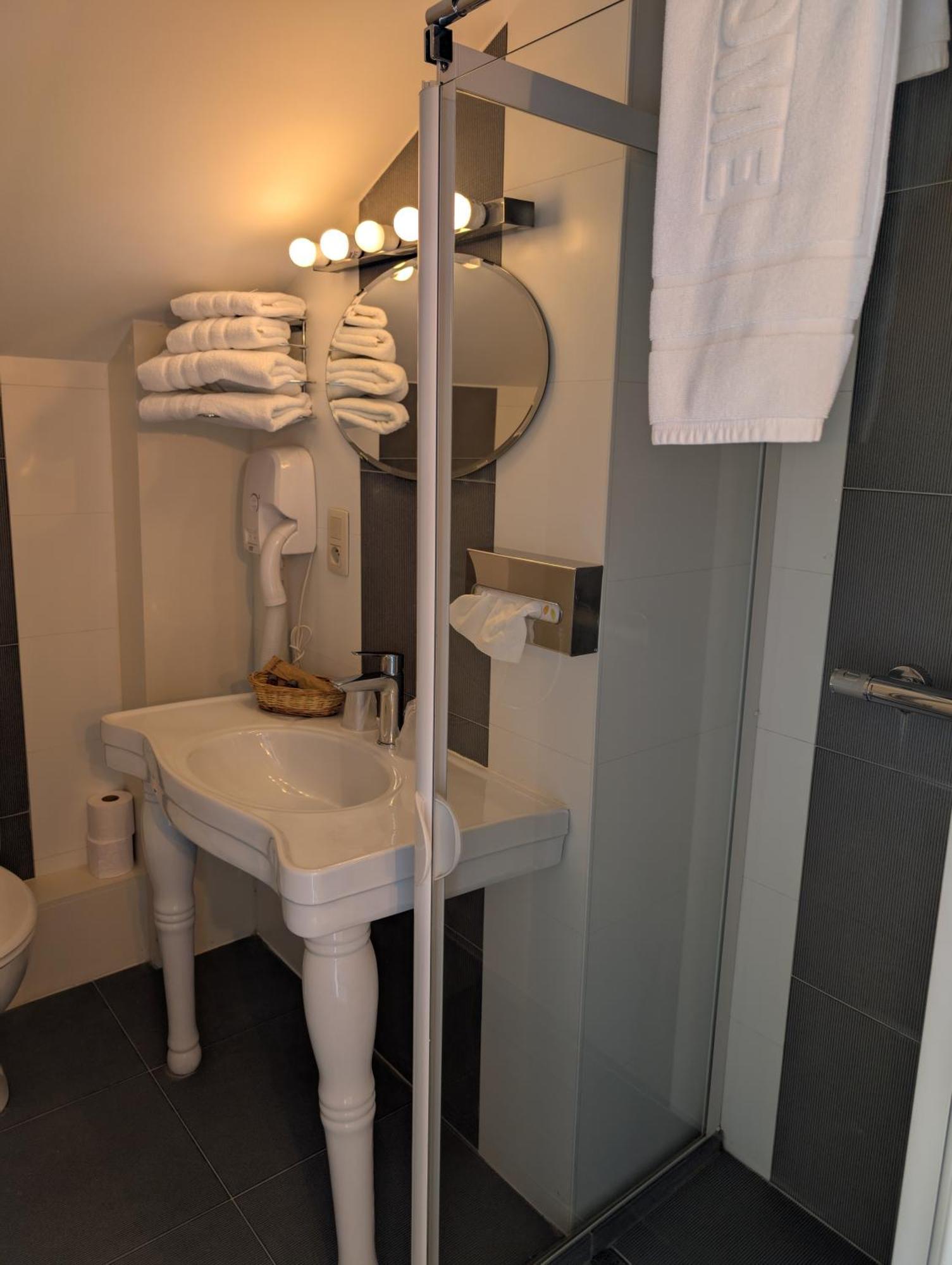 A Fleur De Couette Hotel Auvelais Kültér fotó