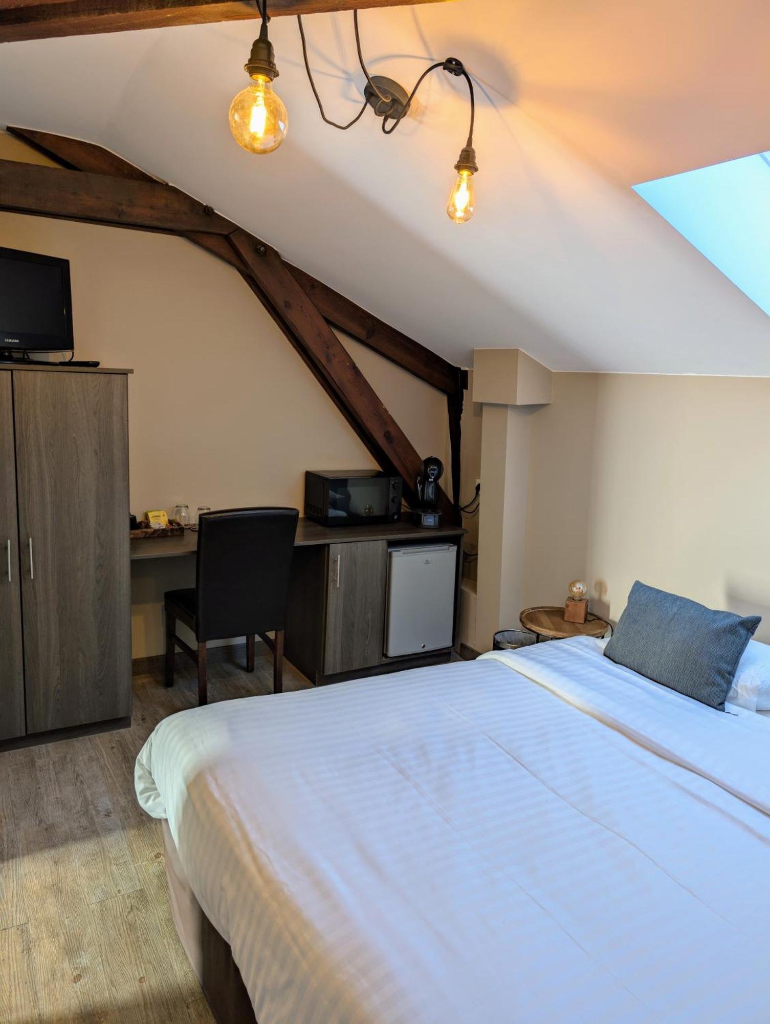 A Fleur De Couette Hotel Auvelais Kültér fotó